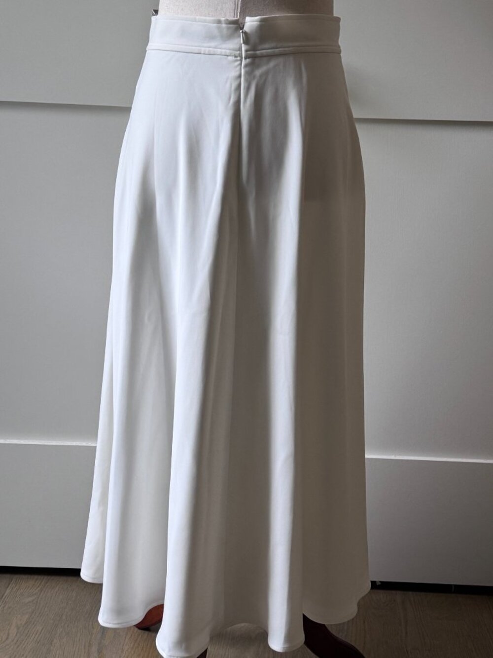 Jay Godfrey Ivory/Light White A-Line High-Waisted Maxi Skirt, Fully Lined - Picture 3 of 12